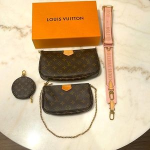LOUIS VUITTON 🛍 MULTI POCHETTE